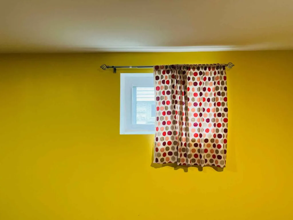 Smalll curtains